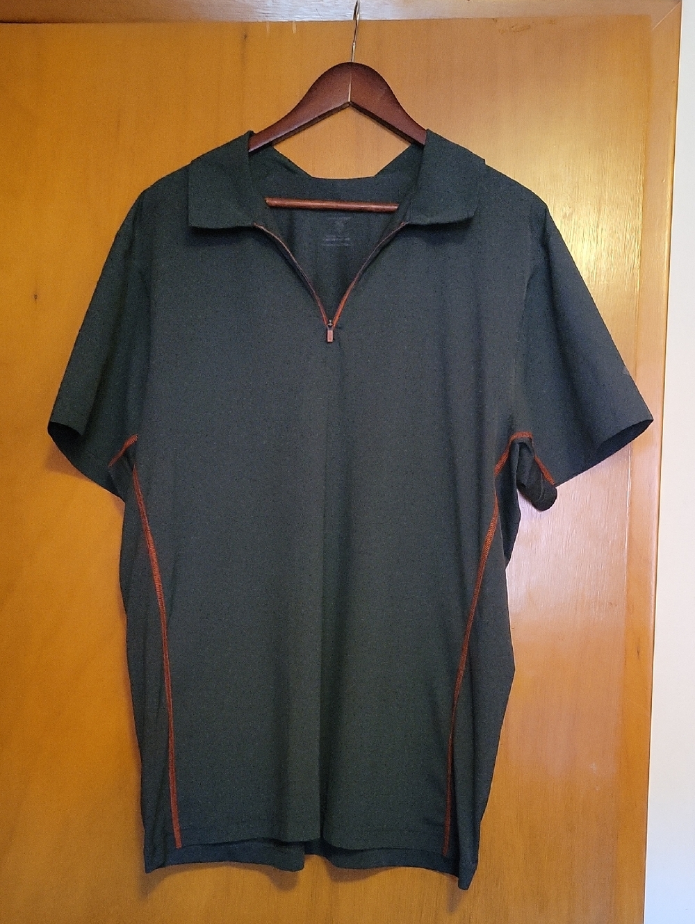 Mountain Hardwear Men's Short Sleeve Polo Zip Shirt - Grey with Orange Trim